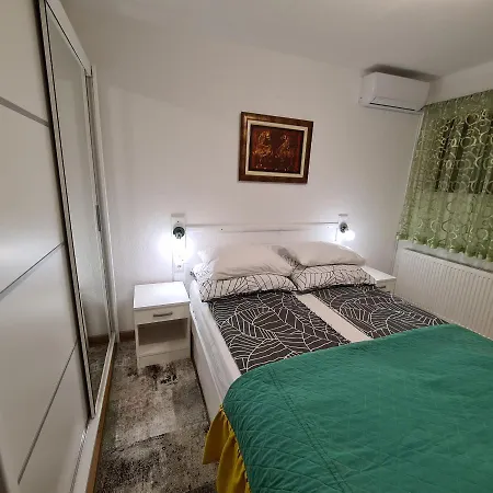 Hana Superior Apartament *