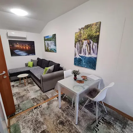 Hana Superior Appartement *