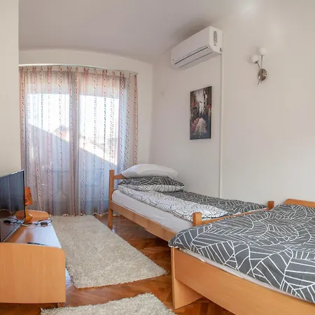 Apartamento Hana Superior Bihać